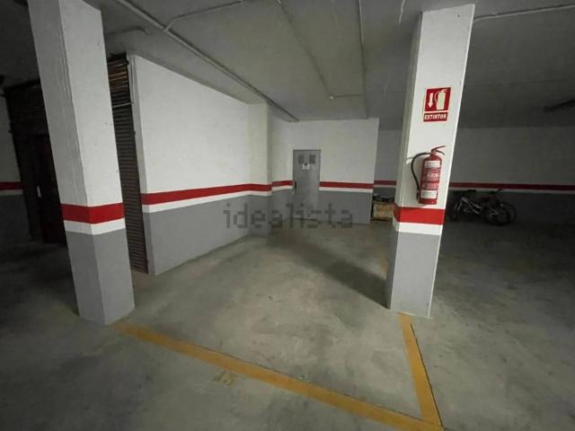 REF 8018 PISO EN PLANTA BAJA CON PISO CON PISCINA Y GARAJE