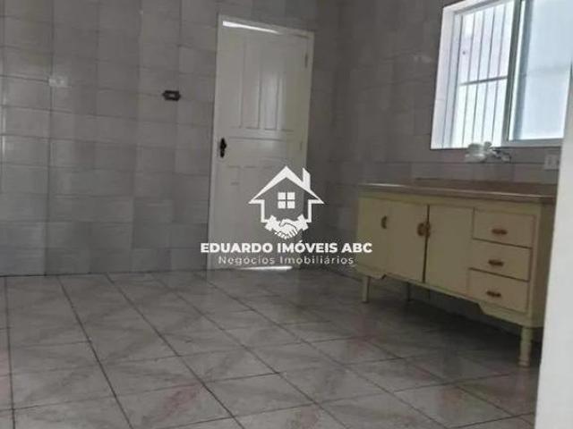 REF 9913 2 Casas no mesmo terreno. Ótima localização Santo André