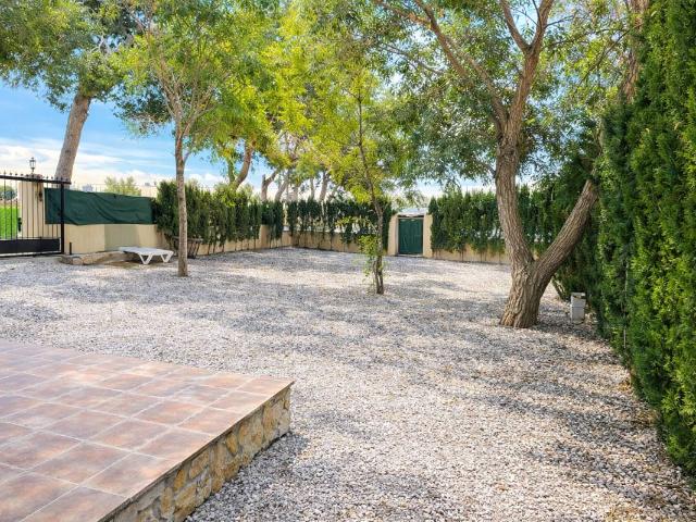 Ref: A 1676 | Chalet en Alquiler | Huerta, Dolores | 150 m2 | 2 hab. | CasaQuinta