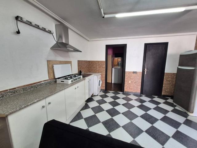 Ref: A 2035 | Planta Baja en Alquiler | none, Catral | 40 m2 | 1 hab. | CasaQuinta