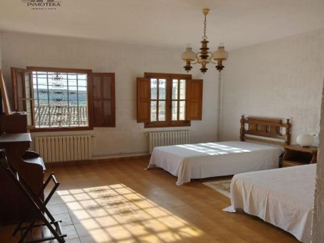 REF: C091 GRUPO INMOTEKA INMOBILIARIA VENDE CASA INDEPENDIENTE EN JORQUERA ALBACETE