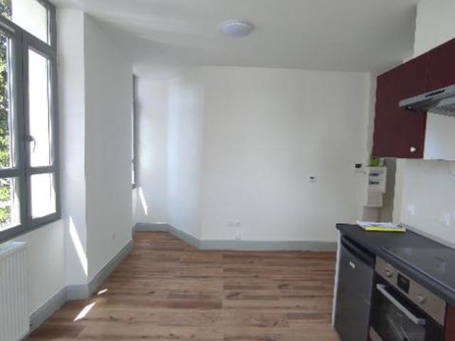 Réf: GES02570012 369, 1 pièce s, BOURG EN BRESSE