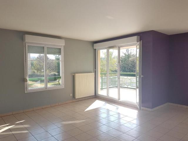 Réf: GES02810205 787, 5 pièce s, TASSIN LA DEMI LUNE