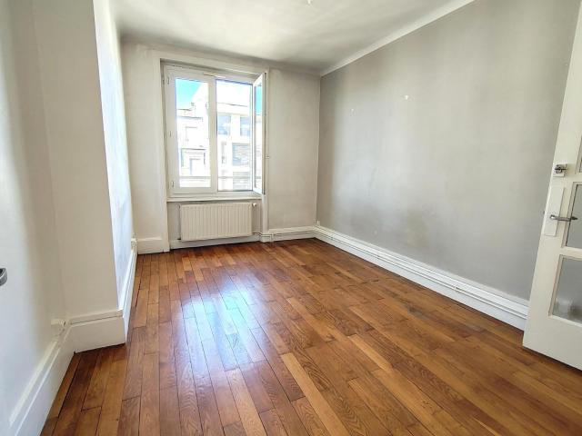 Réf: GES07070061 374, 2 pièce s, LYON