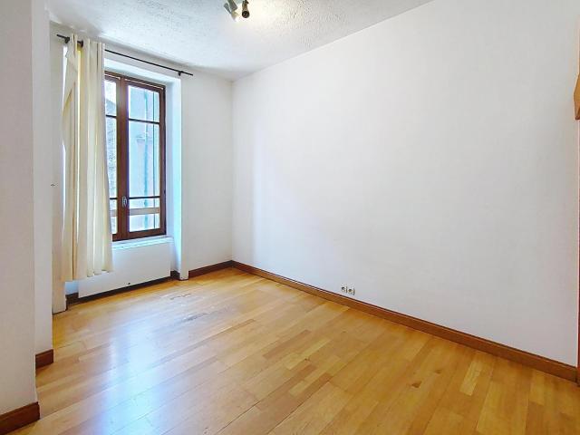 Réf: GES20150008 787, 1 pièce s, VILLEURBANNE