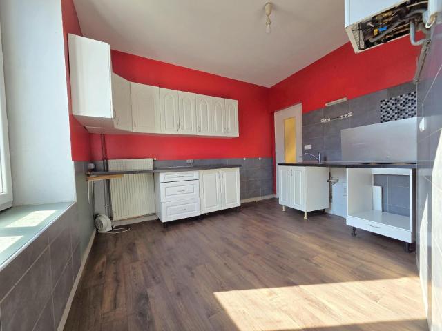 Réf: GES34900002 492, 4 pièce s, GIVORS