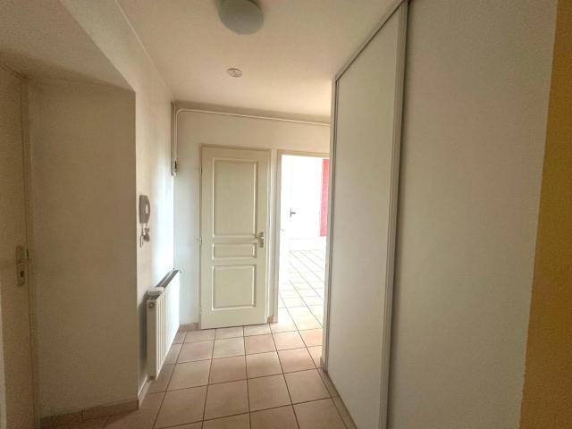 Réf: GES38150009 370, 3 pièce s, RIVE DE GIER