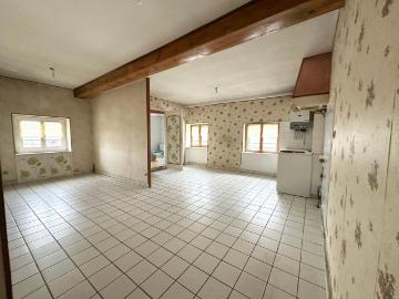 Réf: GES38150018 370, 2 pièce s, RIVE DE GIER