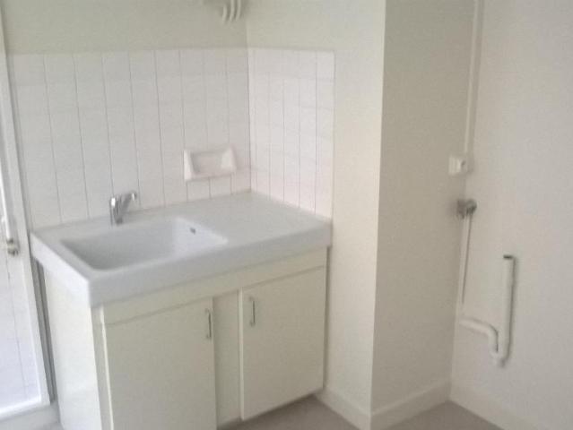 Réf: GES64290005 787, 1 pièce s, LYON