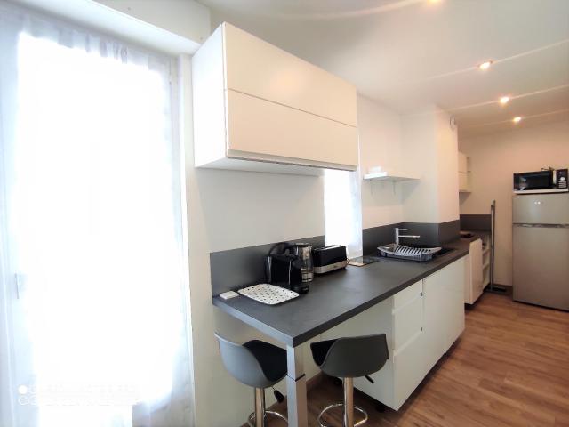 Réf: GES95780043 375, 2 pièce s, LYON