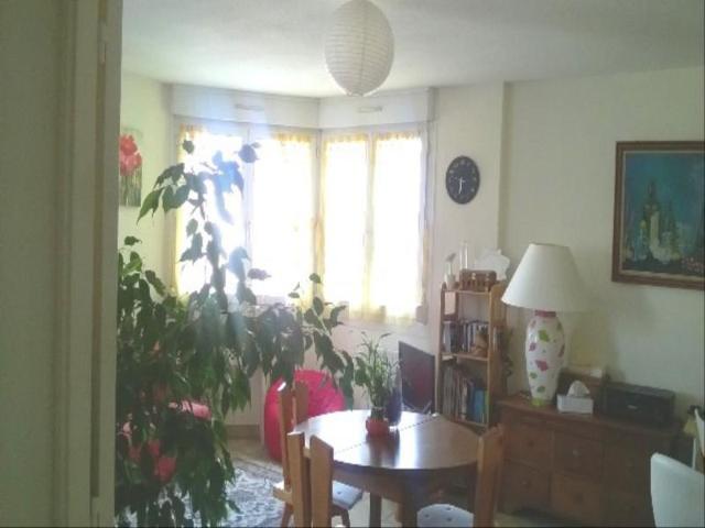 Réf: GES96810063 375, 2 pièce s, LYON