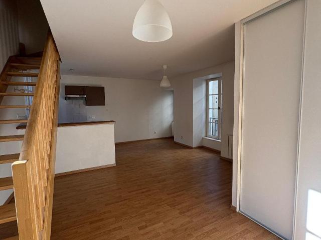 Réf: GES96290018 369, 2 pièce s, BOURG EN BRESSE