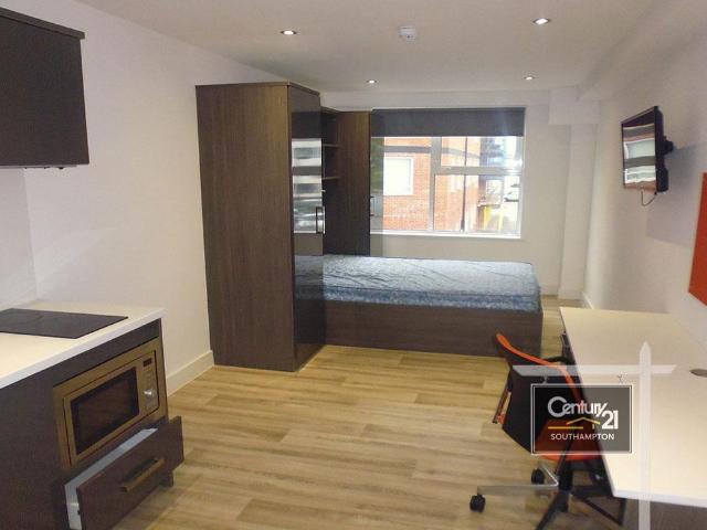 |Ref: R152130|, Andromeda House, Southampton Street SO15, Studio to rent, £875 pcm | PrimeLocation