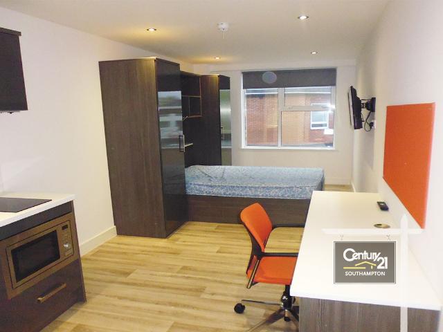 |Ref: R152346|, Andromeda House, Southampton Street, SO15 2EG Century 21 United Kingdom