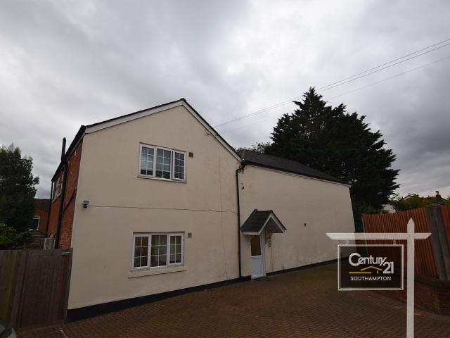 |Ref: R152569|, Avenue Road, Southampton, SO14 6TX Century 21 United Kingdom