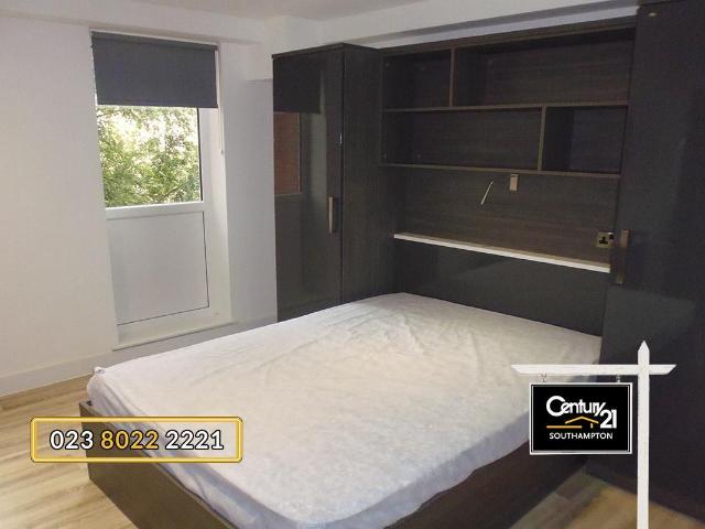 |Ref: R152581|, Andromeda House, Southampton Street, Southampton SO15, Studio to rent, £1,350 pcm | PrimeLocation