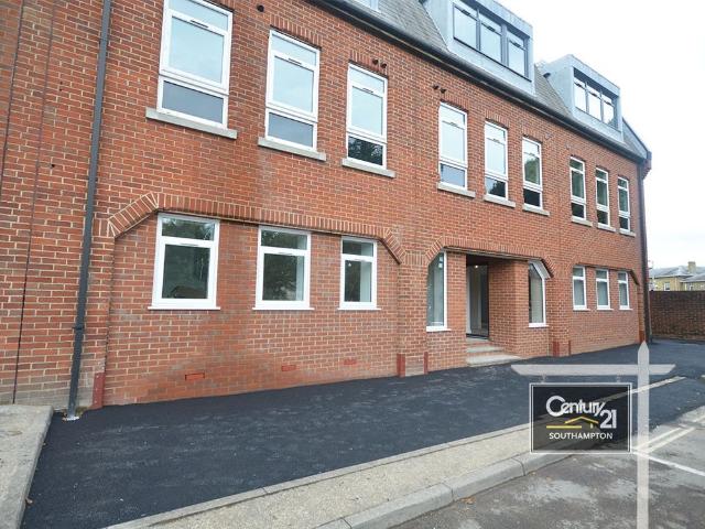 |Ref: R152877|, The Old Chambers, College Place, Southampton SO15, 1 bed flat to rent, £975 pcm | PrimeLocation