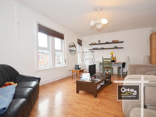 |Ref: R153100|, Milton Road, Southampton SO15, 5 bed flat to rent, £1,950 pcm | PrimeLocation