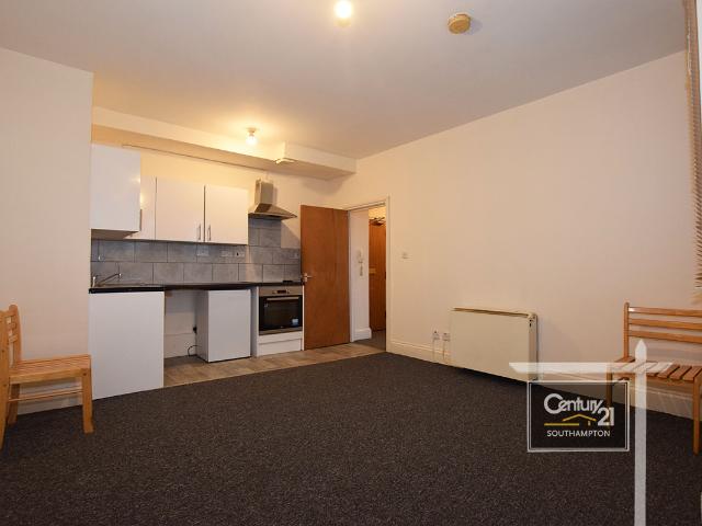 |Ref: R154455|, Hanover Buildings, Southampton, SO14 1JH Century 21 United Kingdom