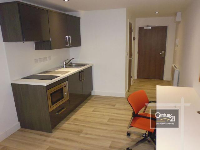 |Ref: R158953|, Andromeda House, Southampton Street, Southampton SO15, Studio to rent, £895 pcm | PrimeLocation