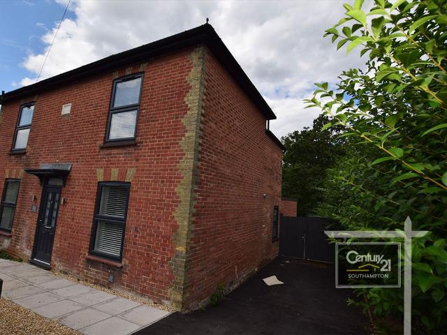 |Ref: R199597|, Winchester Road, Southampton SO16, 4 bed detached house to rent, £1,850 pcm | PrimeLocation
