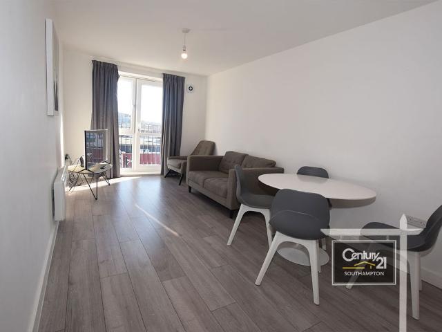|Ref: R205878|, Bevois Valley Road, Southampton SO14, 2 bed flat to rent, £1,325 pcm | PrimeLocation