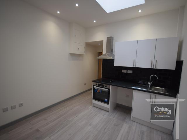 |Ref: R207312|, London Road, Southampton, SO15 2AD Century 21 United Kingdom
