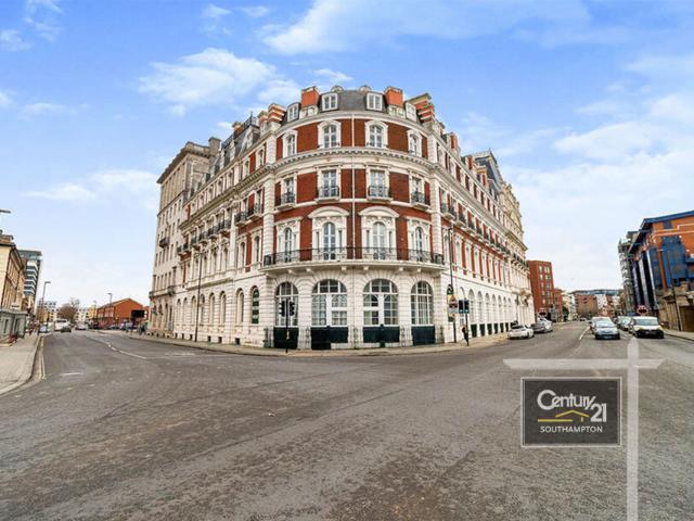 |Ref: R211138|, Imperial Apartments, South Western House, Southampton, SO14 3AL Century 21 United Kingdom