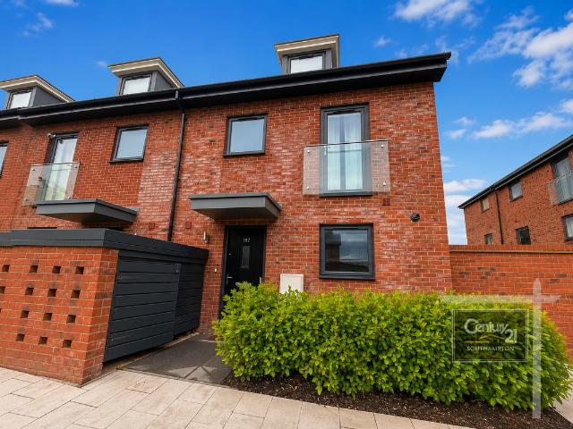 |Ref: R213791|, John Thornycroft Road, Southampton SO19, 4 bed town house to rent, £1,925 pcm | PrimeLocation