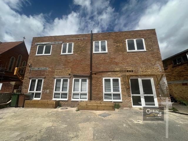 |Ref: R213943|, 49 Leigh Road, Eastleigh SO50, Studio to rent, £795 pcm | PrimeLocation