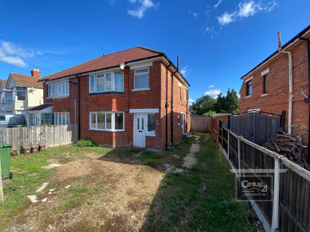 |Ref: R214630|, Knighton Road, Southampton, SO19 2FN Century 21 United Kingdom