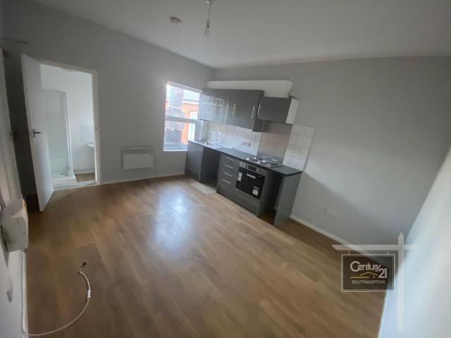 |Ref: R214890|, Shirley Road, Southampton SO15, Studio to rent, £675 pcm | PrimeLocation