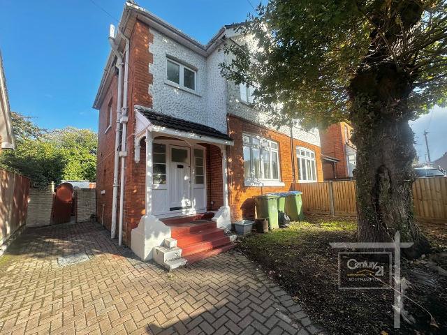 |Ref: R215204|, Dale Road, Southampton SO16, 3 bed semi detached house to rent, £1,600 pcm | PrimeLocation