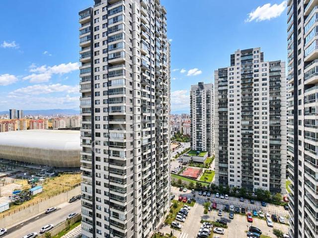 Referans Ankara'da Panoramik Manzaralı 1+1 Satılık Daire