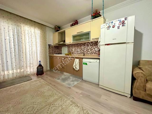 Referans'tan İkizçay'da Eşyalı Ara Kat Cam Balkonlu 1+1 Daire