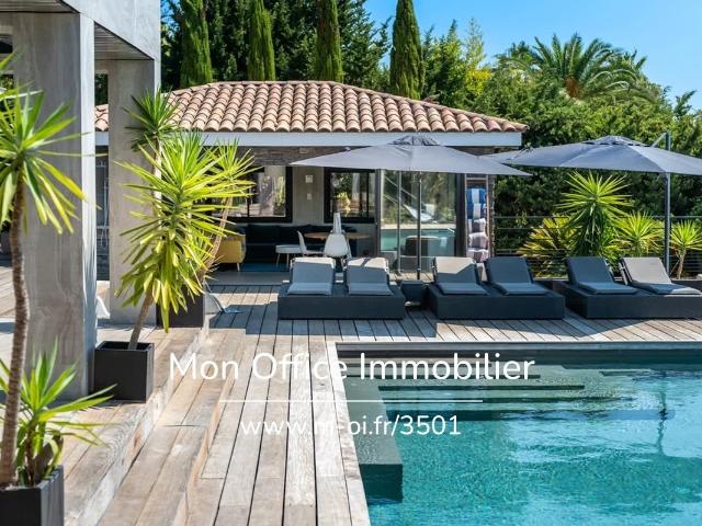 Référence: 5819 SIC. Villa de luxe vue mer! 465m² Saint Raphaël