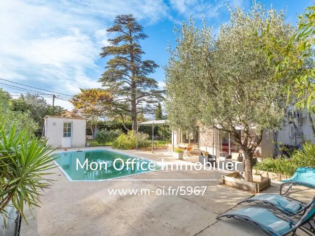 Référence: 6113 GBE. Maison 5 pièce s à La Penne sur Huveaune 13821