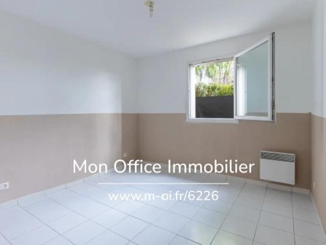 Référence: 6226 NFI Exclusivité Appartement 3 pièces d'une surface de 65 m2 avec une terrasse jardin et box