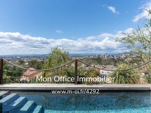 Référence: 6690 SIC. EXCLUSIVITE Villa loft vue panoramiq. 216m² Saint Raphaël
