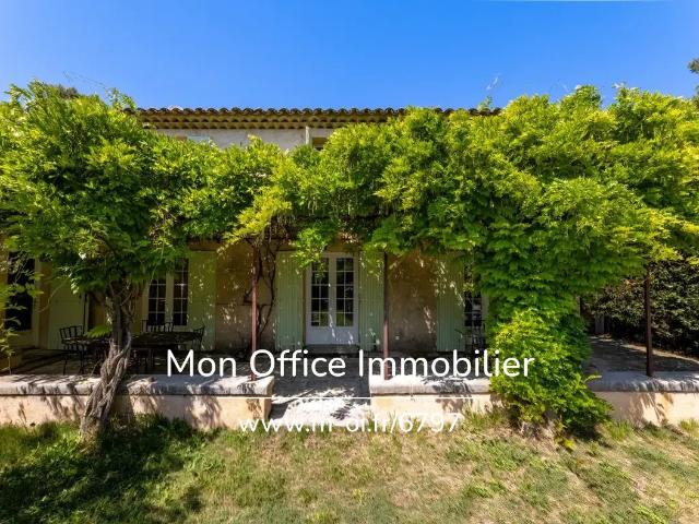 Référence: 6797 AUS Maison familiale à rafraichir Pisci. 300m² Aix en Provence