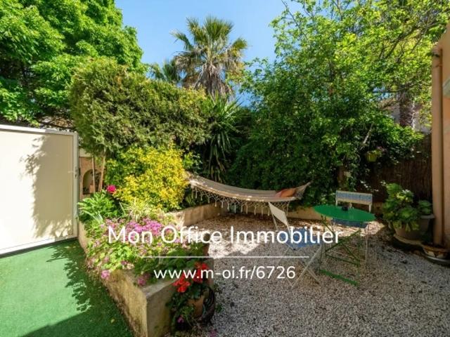 Référence: 6726 GBE Maison 5 pièces avec jardinet, terrasse et stationnement