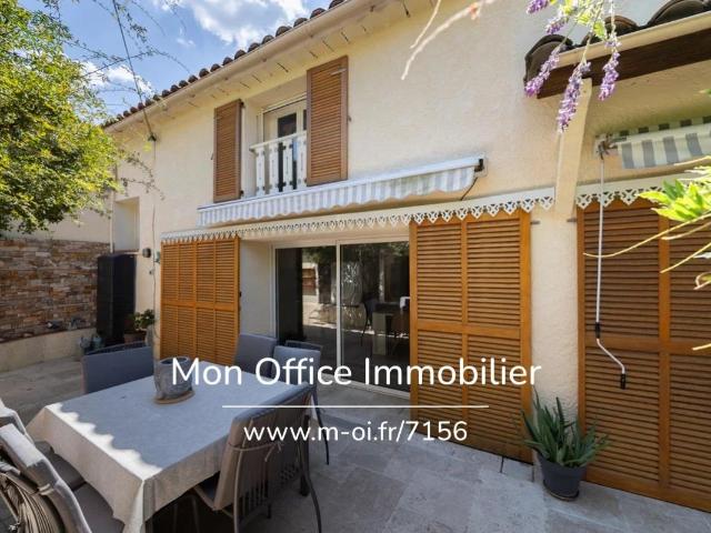 Référence: 7156 GBE Maison mitoyenne, 4 chambres, garage et terrasses