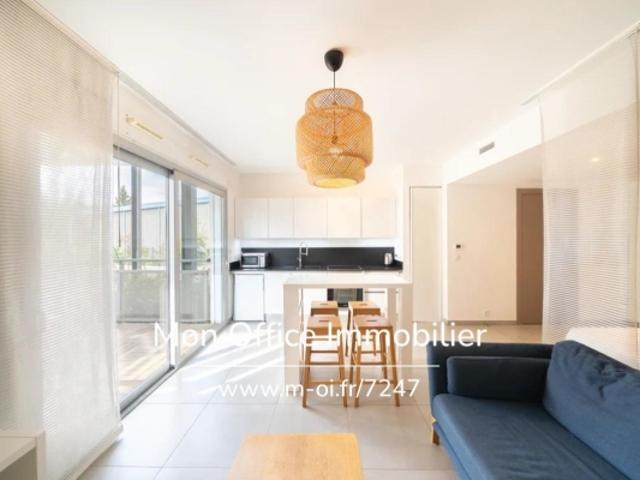 Référence: 7247 EHA Studio 41 m2 avec ascenseur, terrasse de 25 m2. Aix en Provence