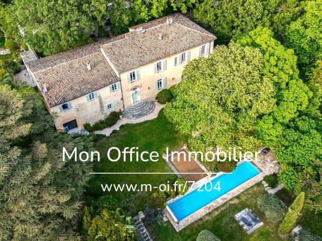 Référence: 7204 VCL. Bâtisse 17ème avec deux bastides, 5. 620m² Aix en Provence