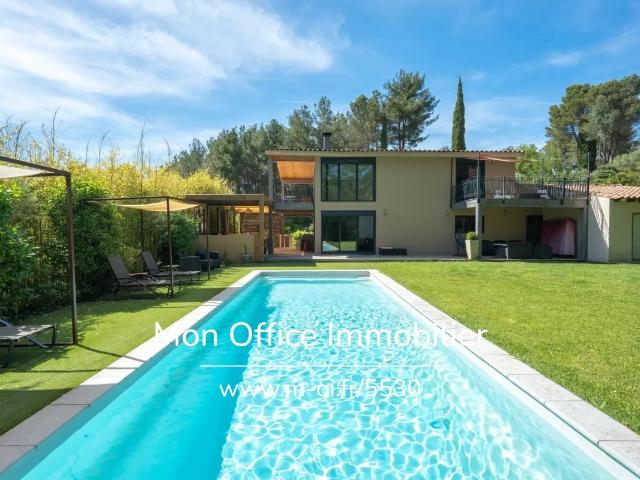 Référence: 7346 ABO Maison contemporaine avec piscine a. 166m² Aix en Provence