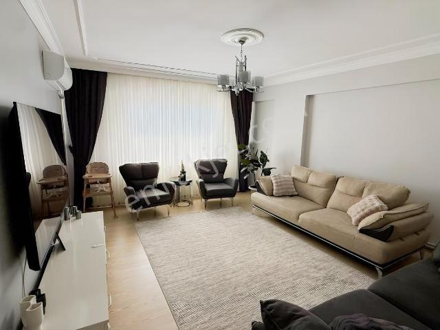 Refet Bele De 3+1, 120 M², Balkonlu Satılık Daire