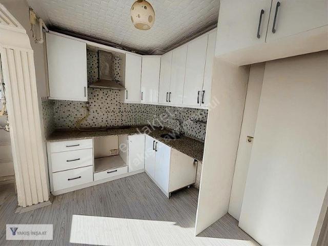 Refetbele'de Satılık 3+1 Daire 115m², Balkonlu