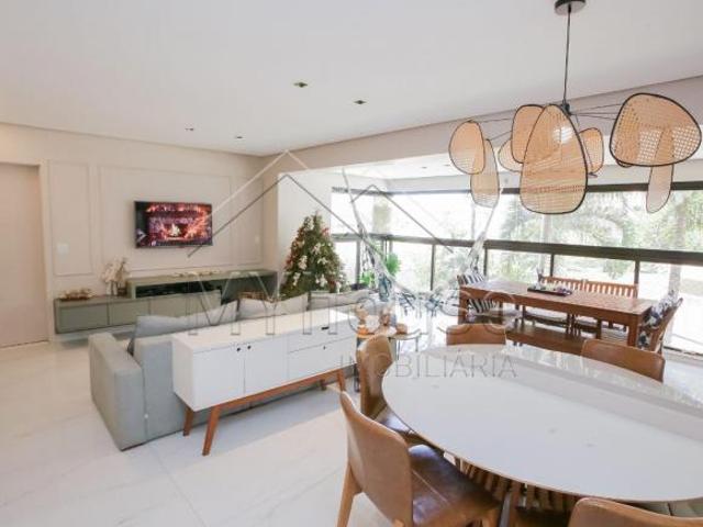 REFINATTO QD 207 4 QUARTOS 3 VAGAS 150M² ACEITA FINANCIAMENTO E FGTS