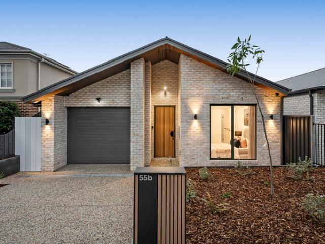 Refined Modern Elegance in a Coveted Chadstone Setting