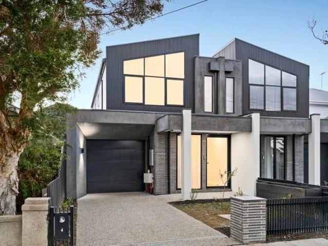 Refined Modern Living in a Prime Newport Pocket